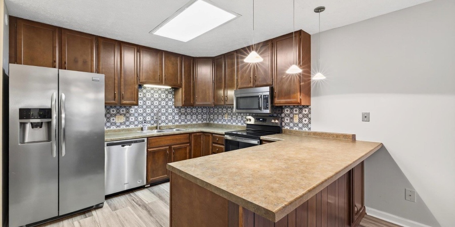 1157 E Commons Drive, Bloomington, Indiana 47401-8736,MLS,202542362
