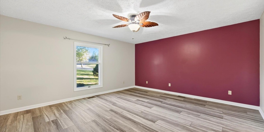 1157 E Commons Drive, Bloomington, Indiana 47401-8736,MLS,202542362