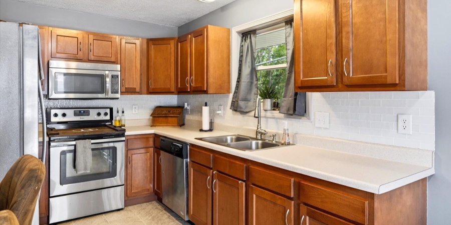 8720 N Old State Road 37 Road, Bloomington, Indiana 47408-9246,MLS,202542386