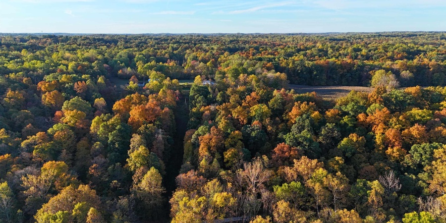 7200 S Hamilton Lane, Bloomfield, Indiana 47424-5137,MLS,202542536
