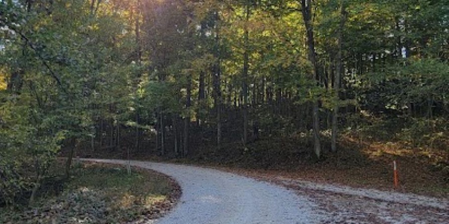 7200 S Hamilton Lane, Bloomfield, Indiana 47424-5137,MLS,202542536