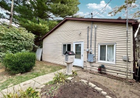 1209 W Cottage Grove Avenue, Bloomington, Indiana 47404,MLS,202542624