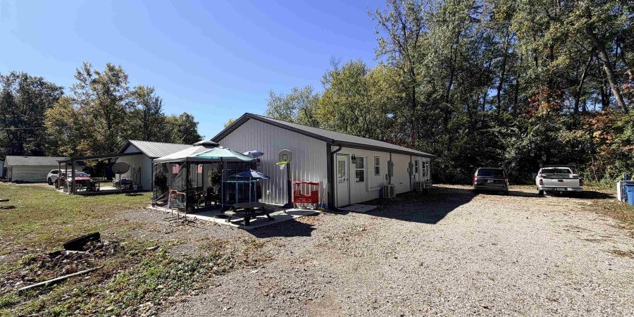 737 W Burr Oak Street, Jasonville, Indiana 47438,MLS,202542641