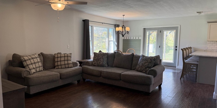 3303 E Boltinghouse Road, Bloomington, Indiana 47408-4740,MLS,202542694