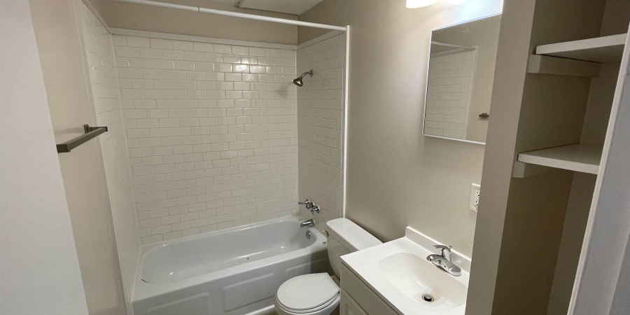 915 N Rogers Street, Bloomington, Indiana 47404,MLS,202542826