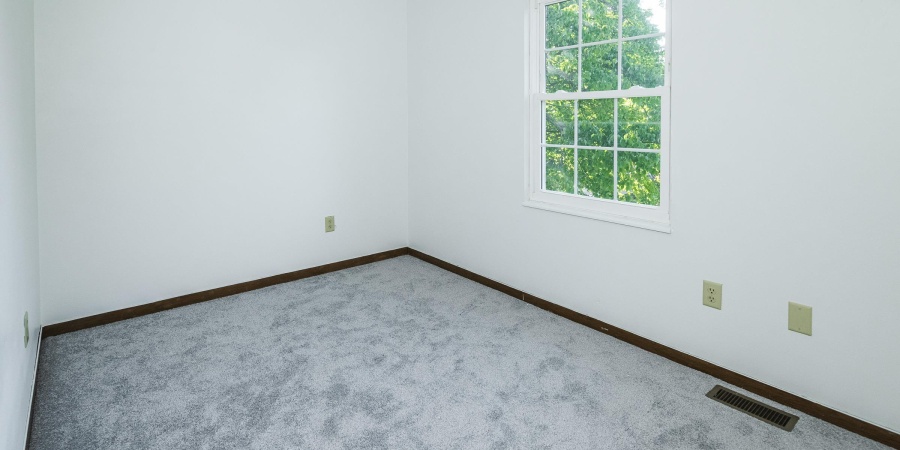 2462 S Burberry Lane, Bloomington, Indiana 47401,MLS,202542793