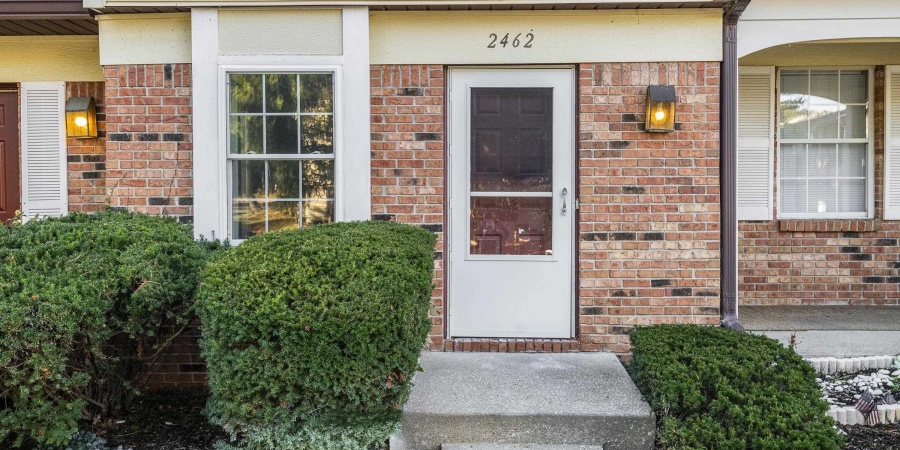 2462 S Burberry Lane, Bloomington, Indiana 47401,MLS,202542793