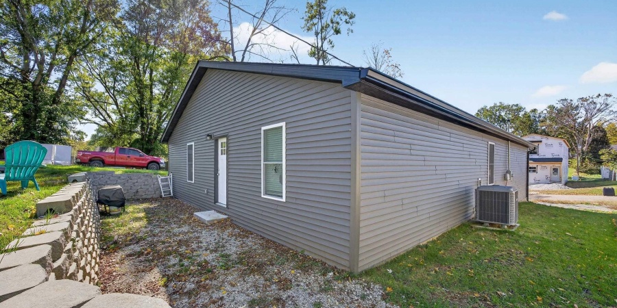 2112 G Street, Bedford, Indiana 47421,MLS,202542794