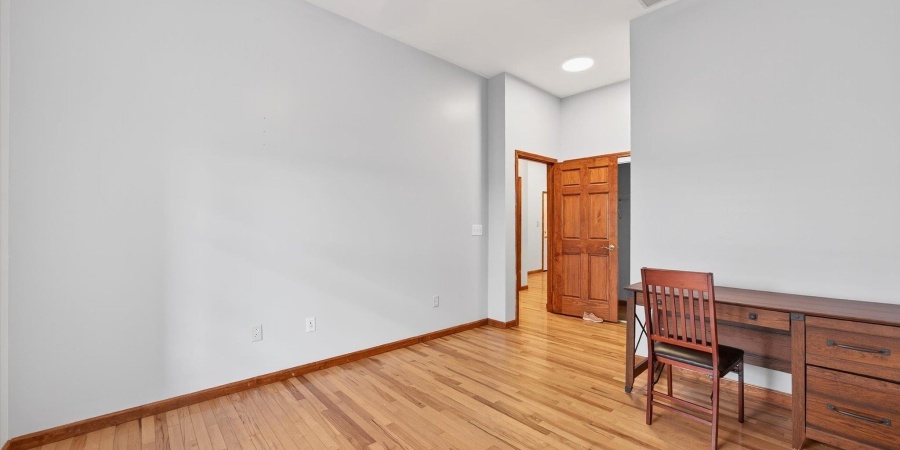 110 W 6th Street, Bloomington, Indiana 47404,MLS,202543249