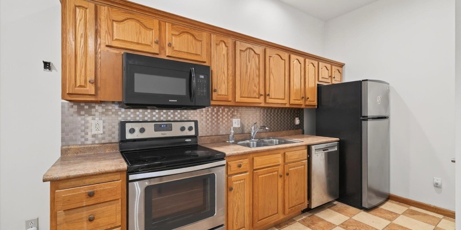 110 W 6th Street, Bloomington, Indiana 47404,MLS,202543249