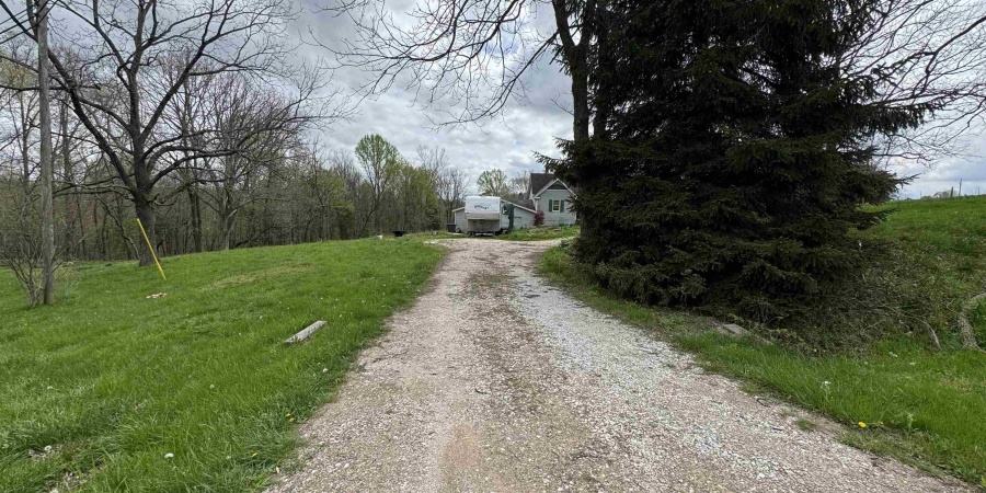 4638 VINEGAR HILL RD, Bedford, Indiana 47421,MLS,202513991