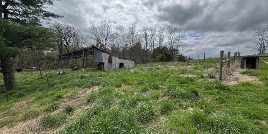 4638 VINEGAR HILL RD, Bedford, Indiana 47421,MLS,202513991