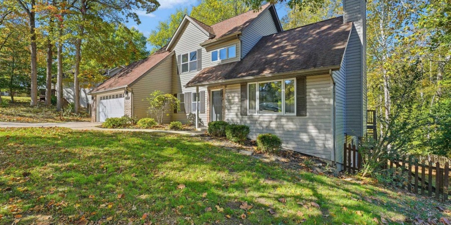 3104 S Autumn Court, Bloomington, Indiana 47401,MLS,202543265