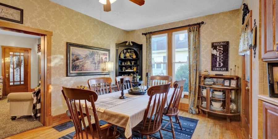 1412 19th Street, Bedford, Indiana 47421,MLS,202543276