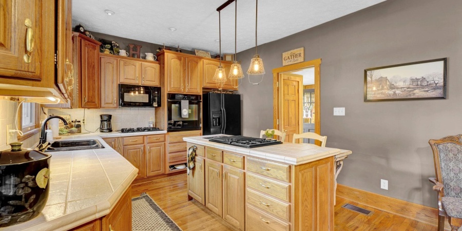 1412 19th Street, Bedford, Indiana 47421,MLS,202543276