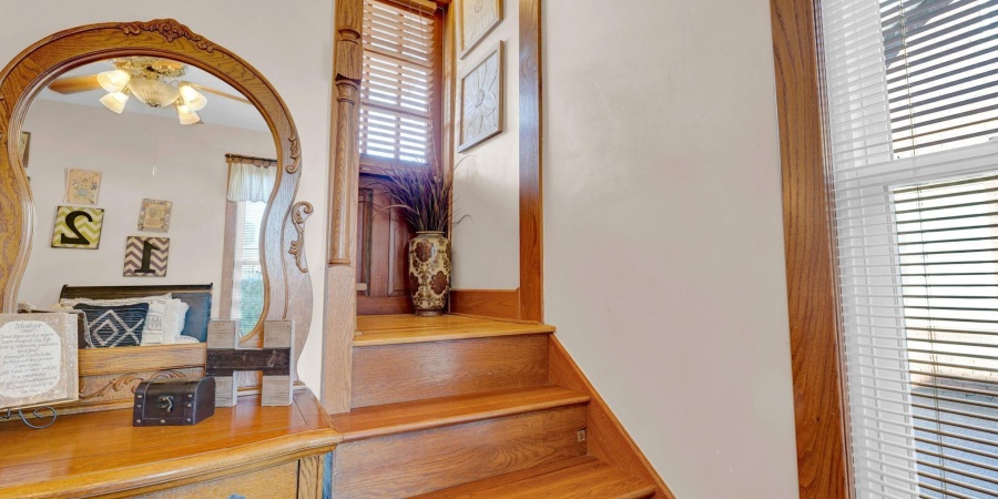 1412 19th Street, Bedford, Indiana 47421,MLS,202543276