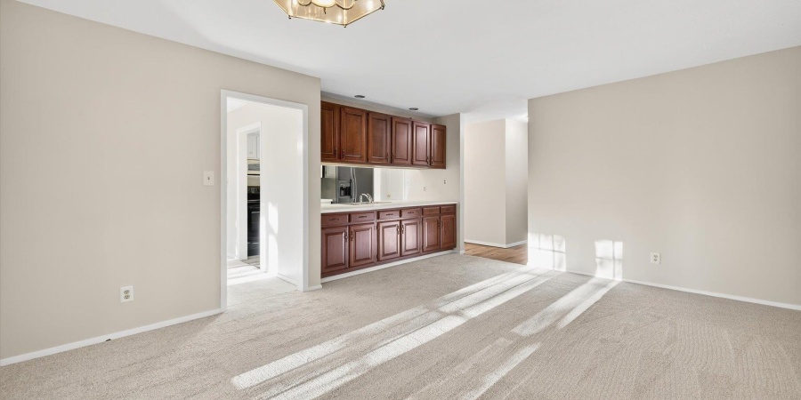 1529 E Dunstan Drive, Bloomington, Indiana 47401,MLS,202543343