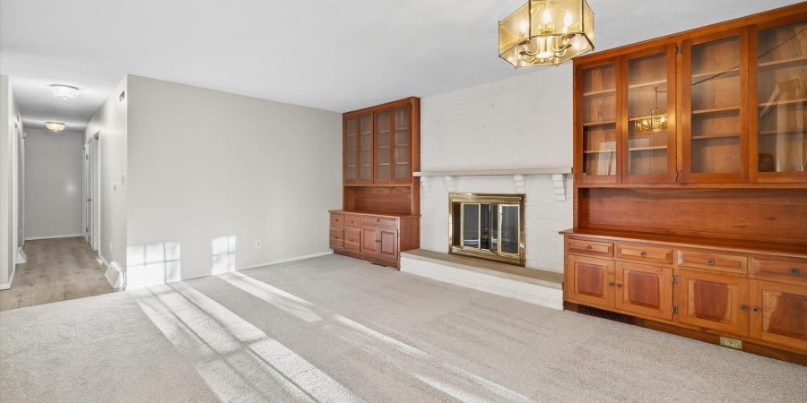 1529 E Dunstan Drive, Bloomington, Indiana 47401,MLS,202543343