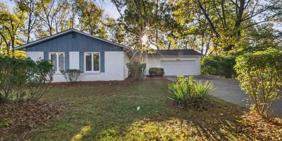 1529 E Dunstan Drive, Bloomington, Indiana 47401,MLS,202543343