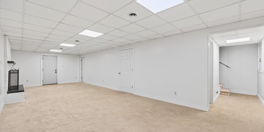 1529 E Dunstan Drive, Bloomington, Indiana 47401,MLS,202543343