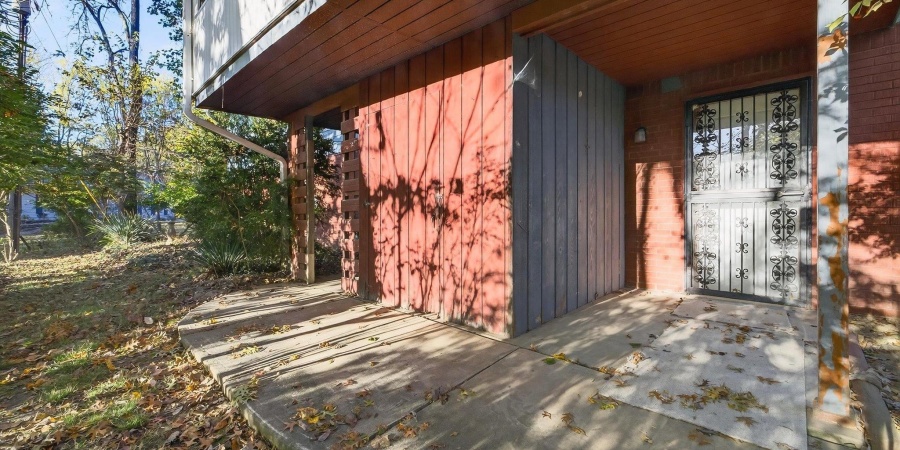 1529 E Dunstan Drive, Bloomington, Indiana 47401,MLS,202543343