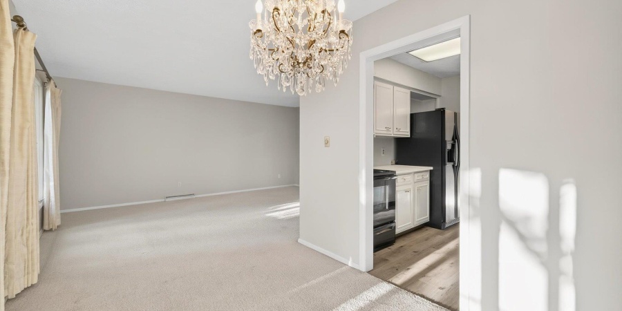 1529 E Dunstan Drive, Bloomington, Indiana 47401,MLS,202543343