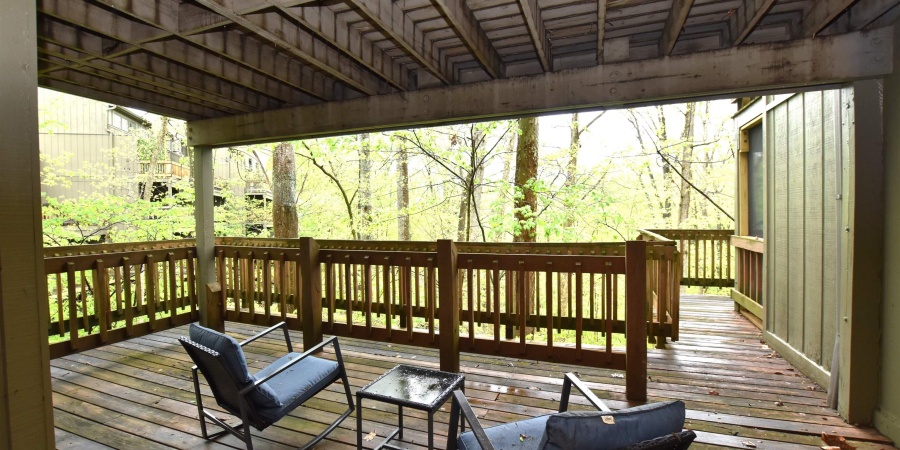 9126 S Pointe Ridge Lane, Bloomington, Indiana 47401,MLS,202543383