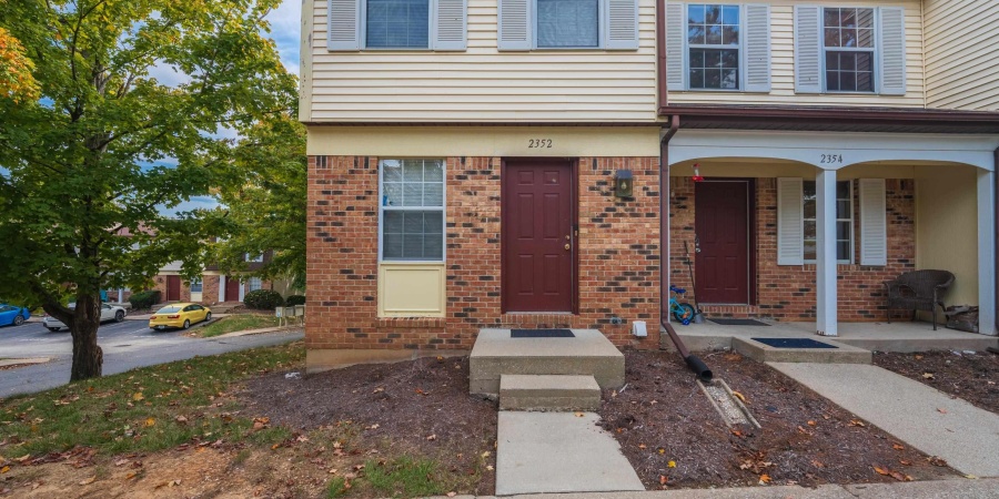 2352 S Burberry Lane, Bloomington, Indiana 47401,MLS,202543389