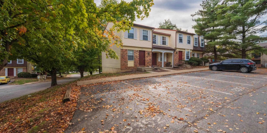 2352 S Burberry Lane, Bloomington, Indiana 47401,MLS,202543389