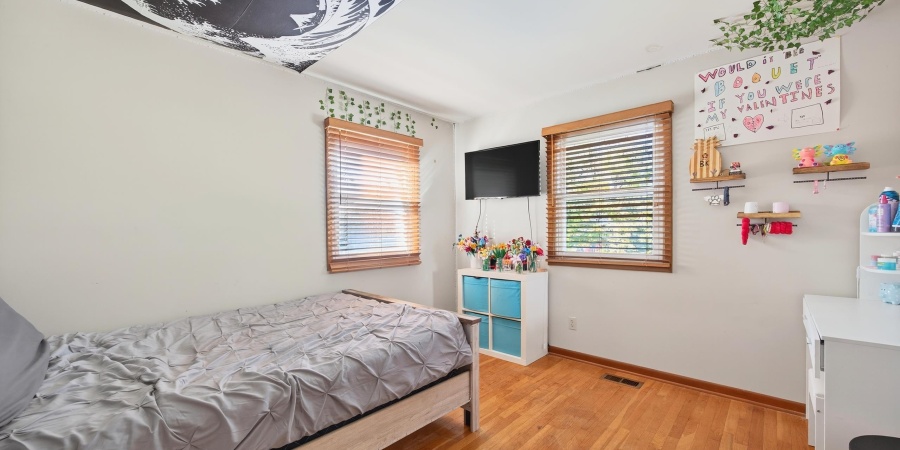 4410 W Craig Drive, Bloomington, Indiana 47404-9342,MLS,202543412