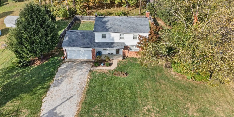 4410 W Craig Drive, Bloomington, Indiana 47404-9342,MLS,202543412