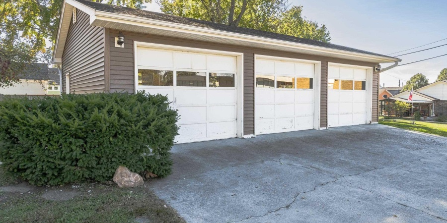 490 N Jefferson Street, Martinsville, Indiana 46151,MLS,202543430