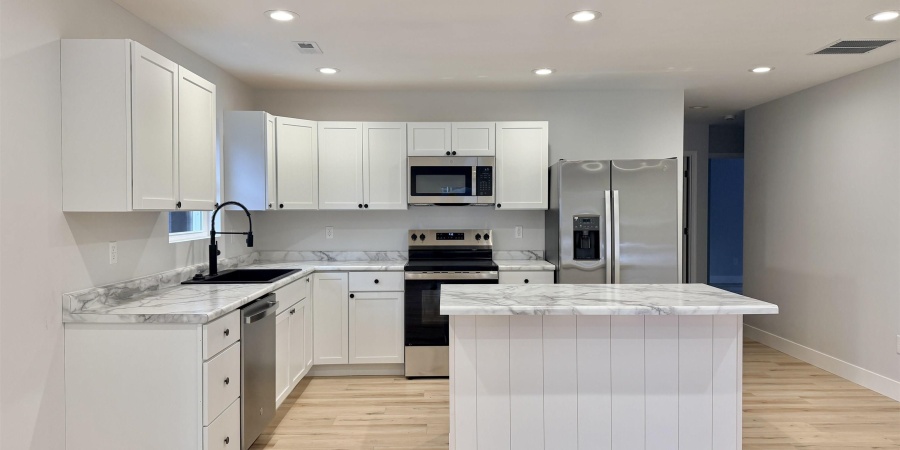 579 NW 3rd Street, Linton, Indiana 47441,MLS,202543432