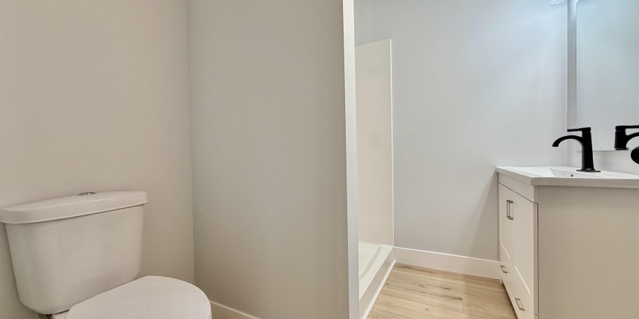 579 NW 3rd Street, Linton, Indiana 47441,MLS,202543432