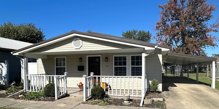 540 NE F Street, Linton, Indiana 47441,MLS,202543507