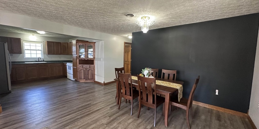 540 NE F Street, Linton, Indiana 47441,MLS,202543507