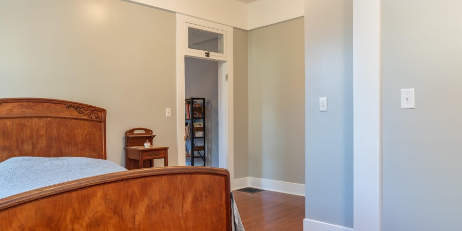 1112 S Madison Street, Bloomington, Indiana 47403,MLS,202543564