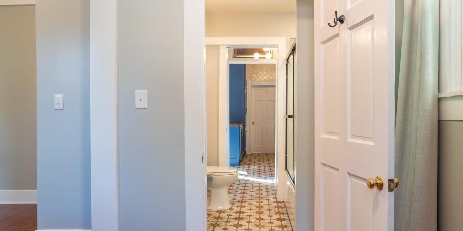 1112 S Madison Street, Bloomington, Indiana 47403,MLS,202543564