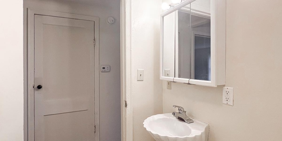 330 N Roosevelt Street, Bloomington, Indiana 47408,MLS,202543732