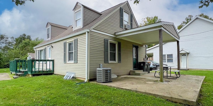 330 N Roosevelt Street, Bloomington, Indiana 47408,MLS,202543732