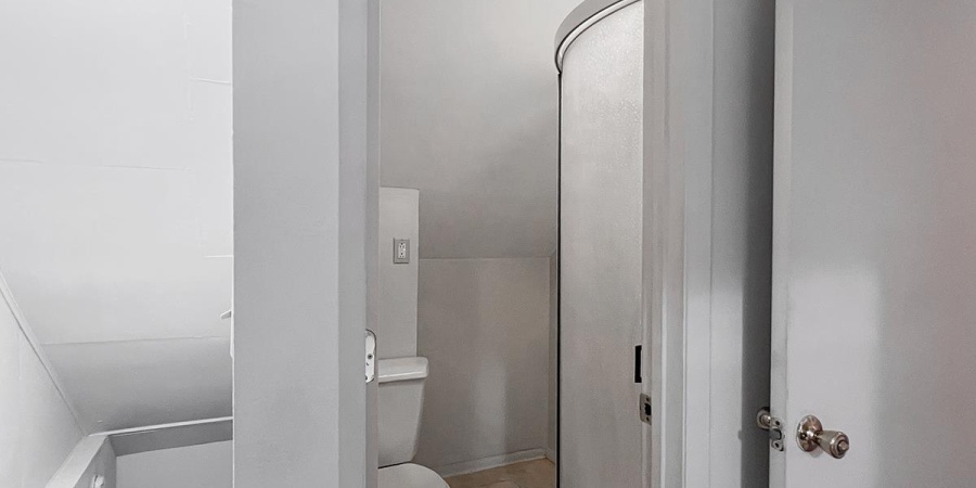 330 N Roosevelt Street, Bloomington, Indiana 47408,MLS,202543732