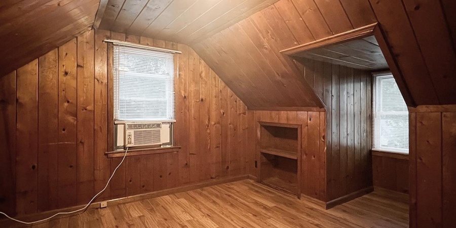 330 N Roosevelt Street, Bloomington, Indiana 47408,MLS,202543732