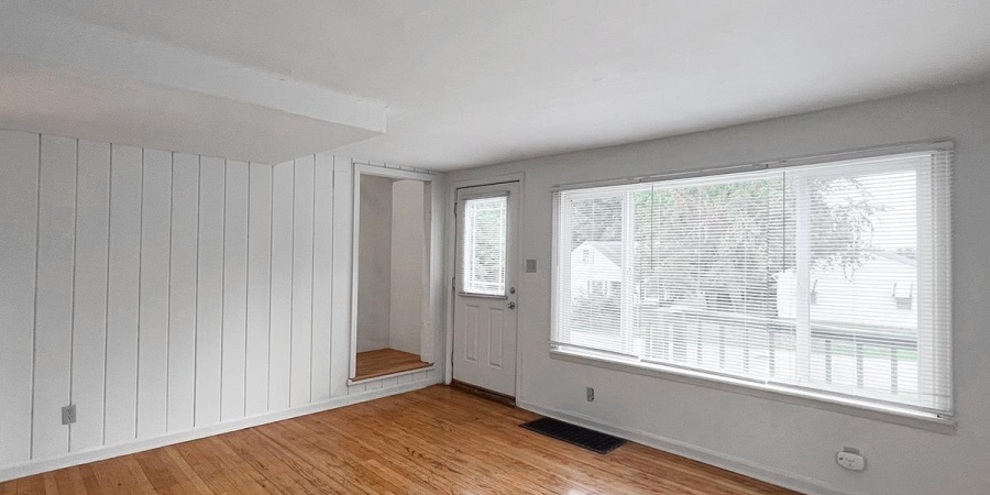 330 N Roosevelt Street, Bloomington, Indiana 47408,MLS,202543732