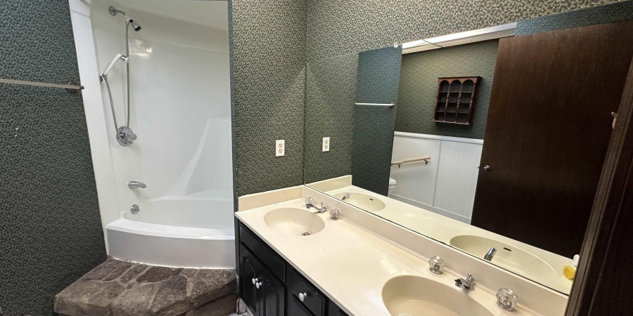 9600 E State Road 46, Bloomington, Indiana 47401-9150,MLS,202543806