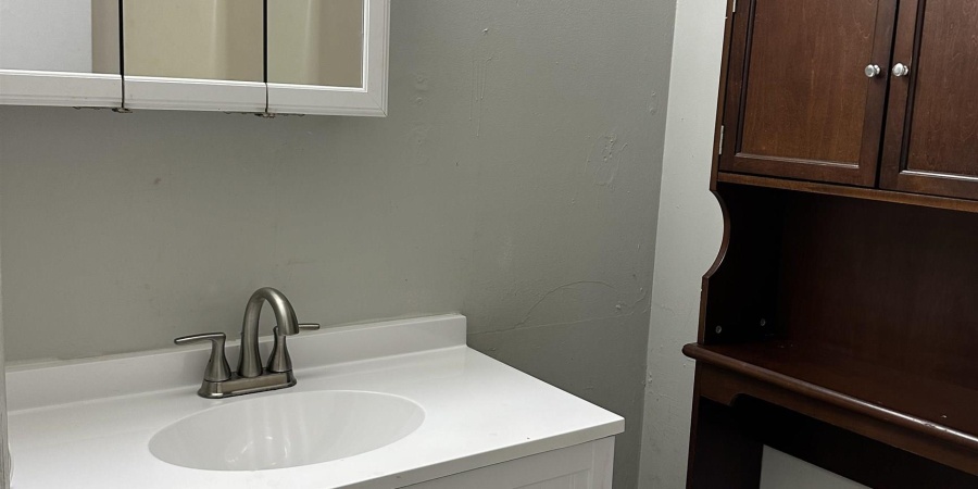 131 E Cooper Court, Ellettsville, Indiana 47429-1616,MLS,202543856