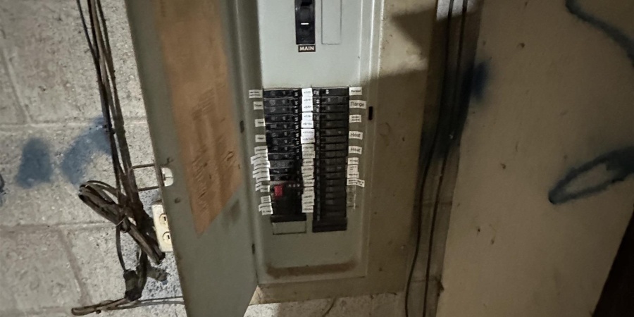 131 E Cooper Court, Ellettsville, Indiana 47429-1616,MLS,202543856