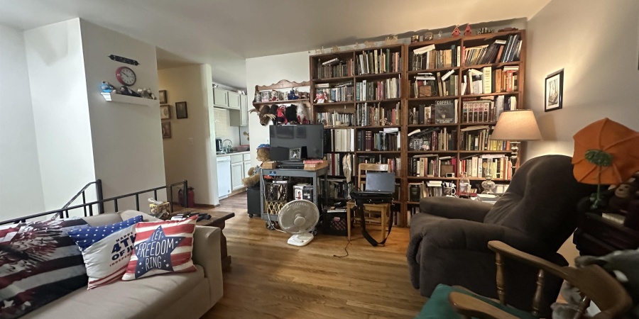 3721 W Tapp Road, Bloomington, Indiana 47403-3152,MLS,202543857