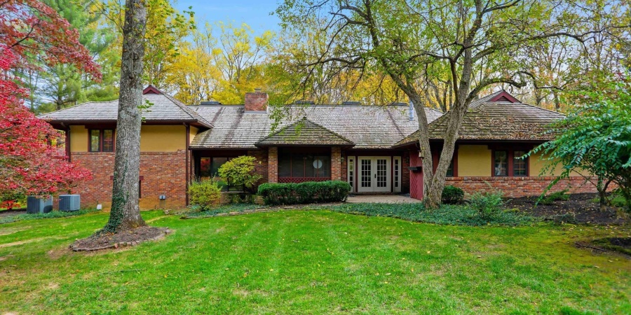 3801 N Bittersweet Drive, Bloomington, Indiana 47408,MLS,202543955