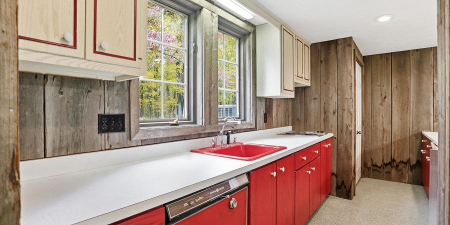 3801 N Bittersweet Drive, Bloomington, Indiana 47408,MLS,202543955