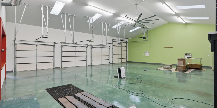 3801 N Bittersweet Drive, Bloomington, Indiana 47408,MLS,202543955